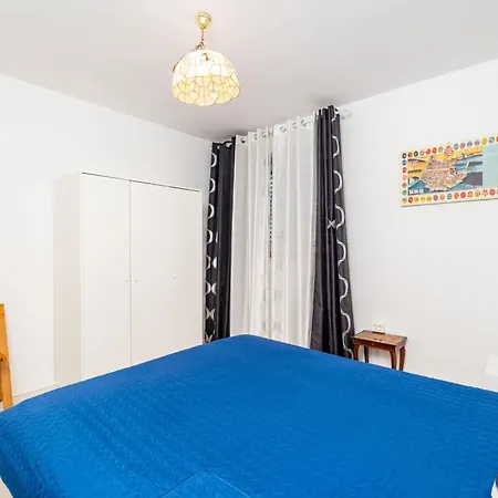 Apena Apartment *