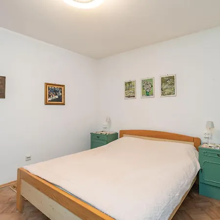 Apartament Apena *