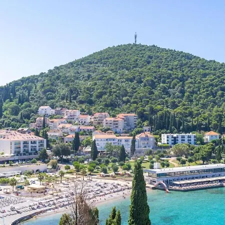 Apena * Ντουμπρόβνικ