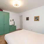 Lejlighed Apena *